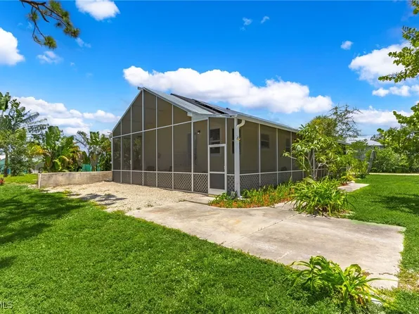 7256 Victory Rd, Bokeelia, FL 33922