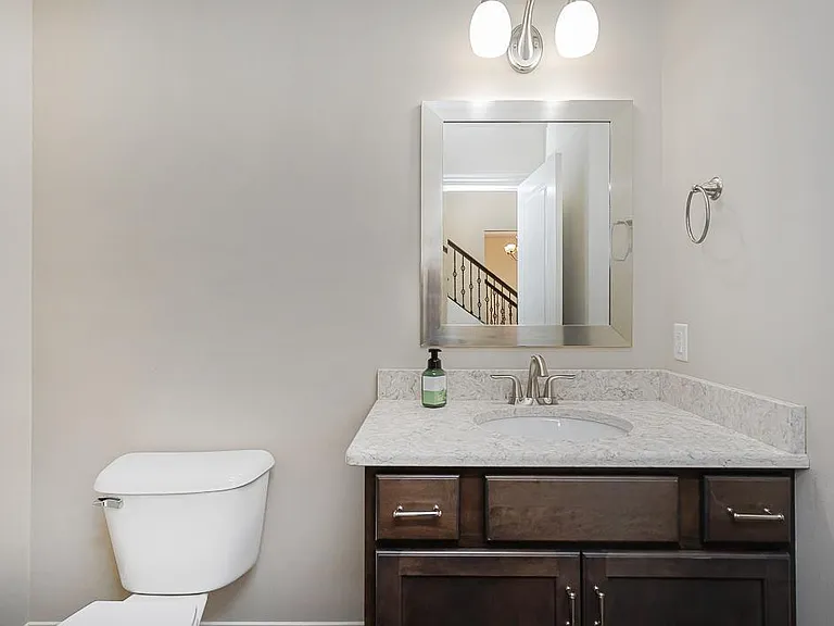 114 Valley Hall Dr — Photo 15