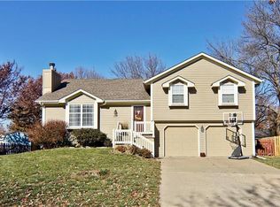 408 SE Nathan Pass, Lees Summit, MO 64063