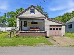 1449 2nd St, Apollo, PA 15613