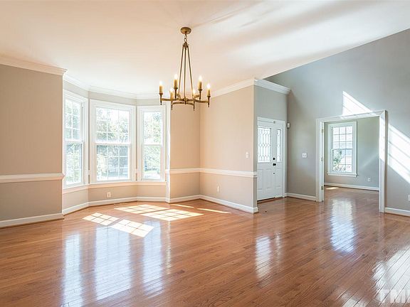 5th image of 1508 Saint Andrews Dr