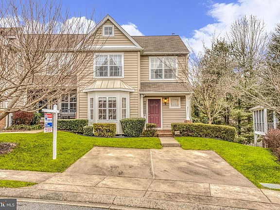 3rd image of 2088 Brandy Dr