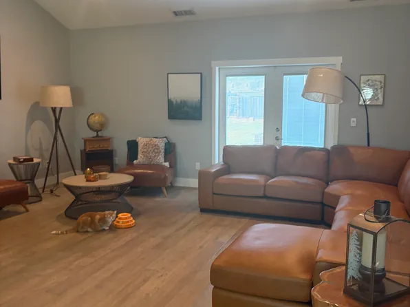 (undisclosed Address), Santa Rosa, CA 95403