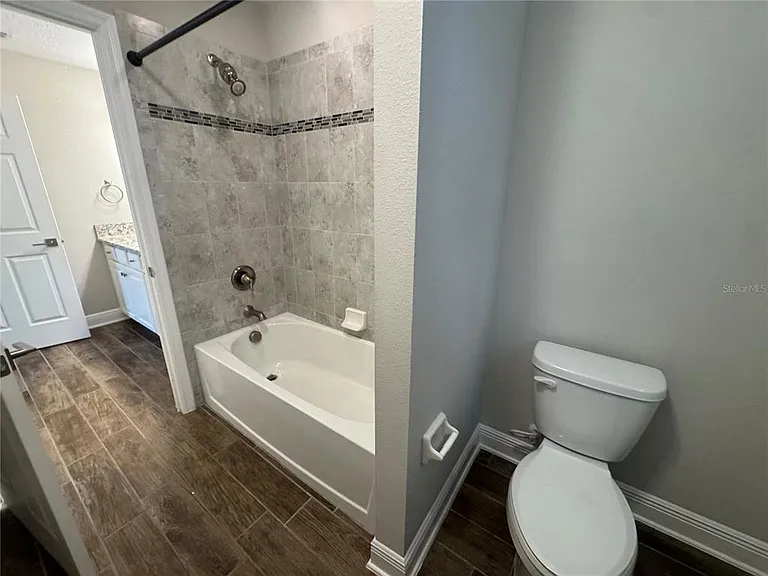 16154 Monterey Greens Cir — Photo 10