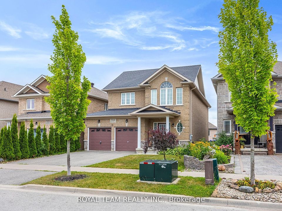 1st image of 218 Richardson Cres