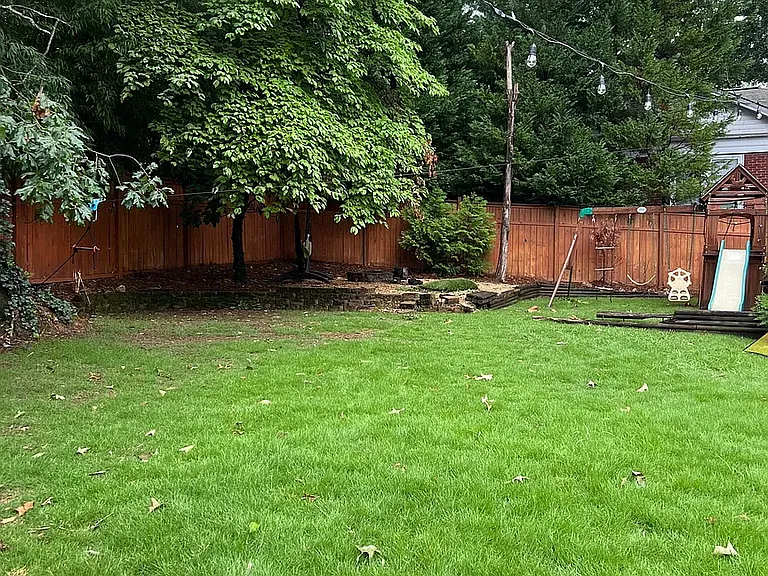 1308 N Highland Ave NE — Photo 24