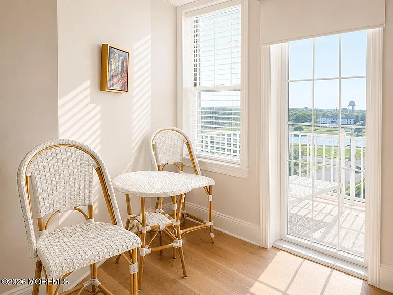 700 Ocean Ave #501 — Photo 11