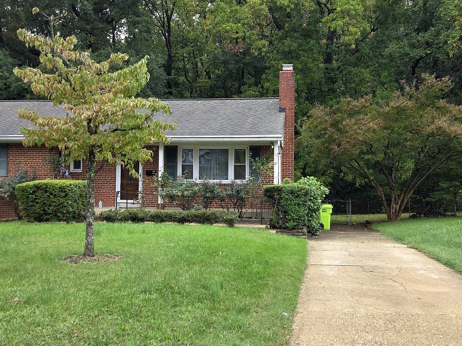 3 bed, $3,000 — Photo 2