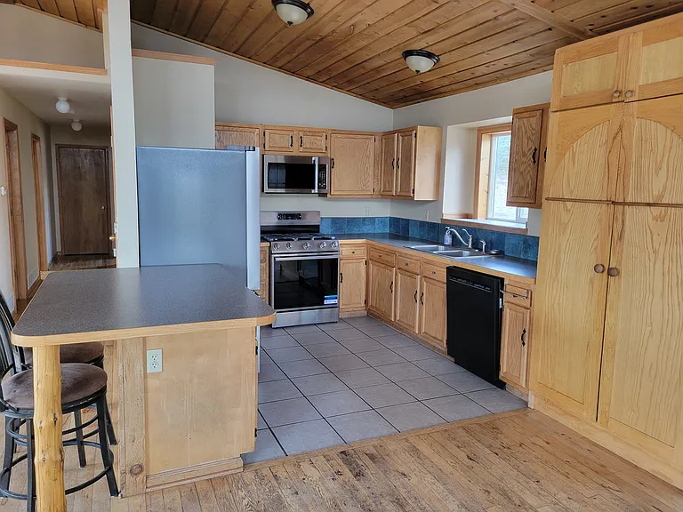 170 Foxtail Ct — Photo 6
