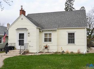 711 S Grange Ave, Sioux Falls, SD 57104