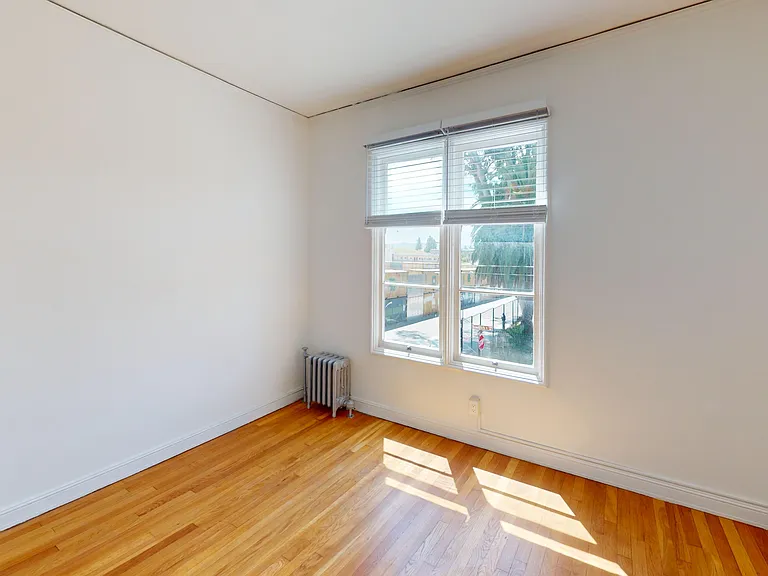 2605 Haste Street — Photo 8