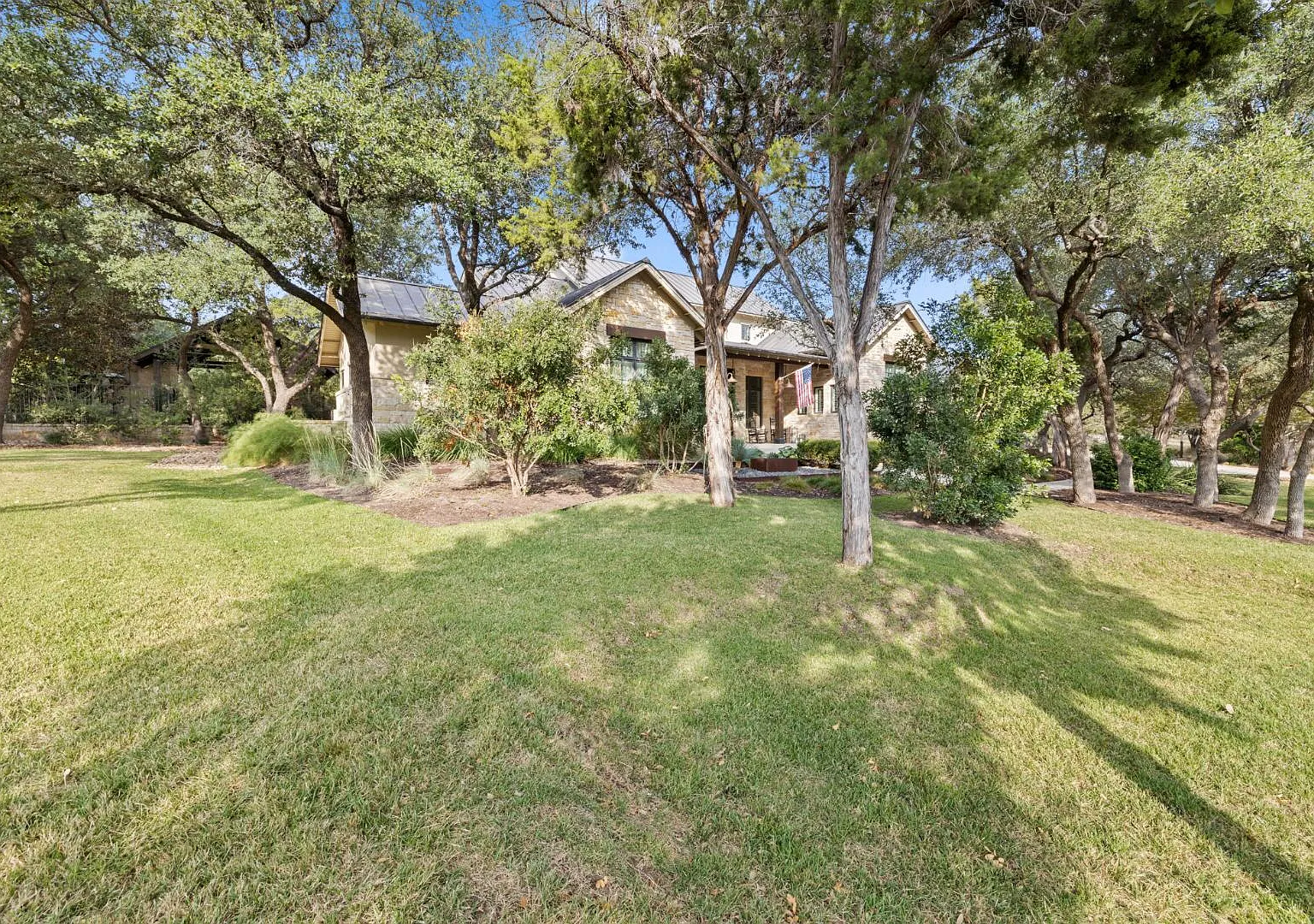 1909 Knights Chance Ln — Photo 4