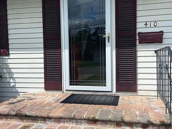 Shared entrance