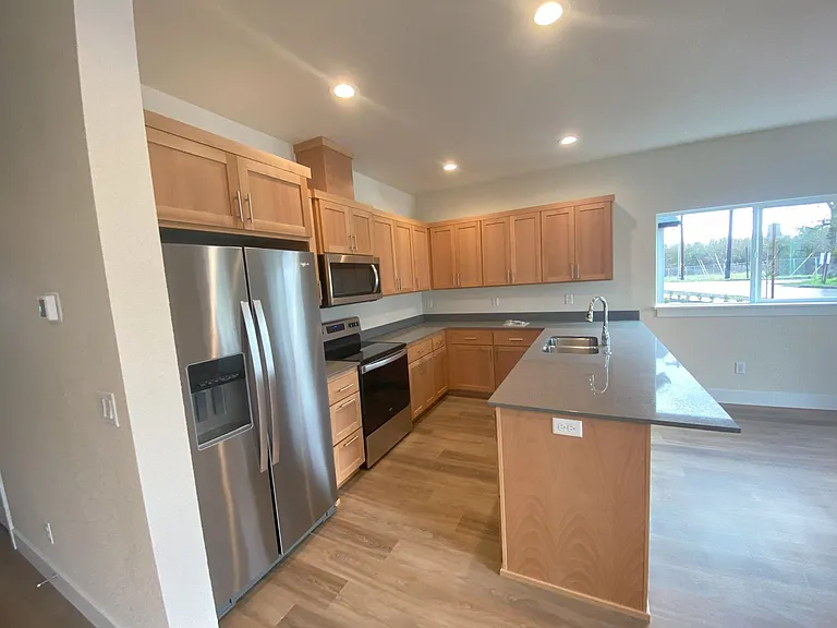 2514 Justine Ln — Photo 4