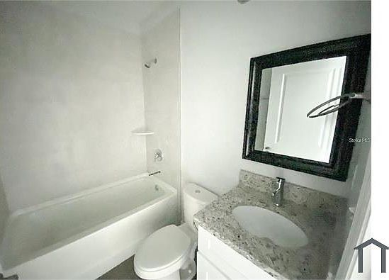 5th image of 9217 Tacoma Ave #9219