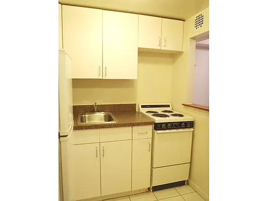 Rented by Mirador Real Estate | media 13