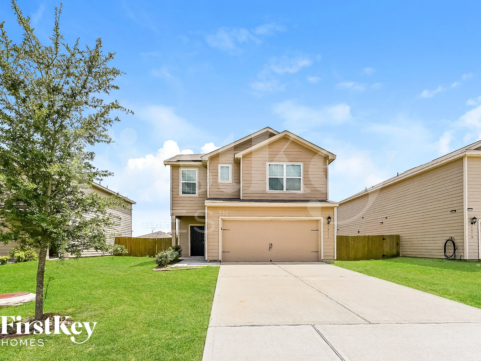 3 bed, 2.5 bath, 2042 sqft, $2,025 — Photo 1