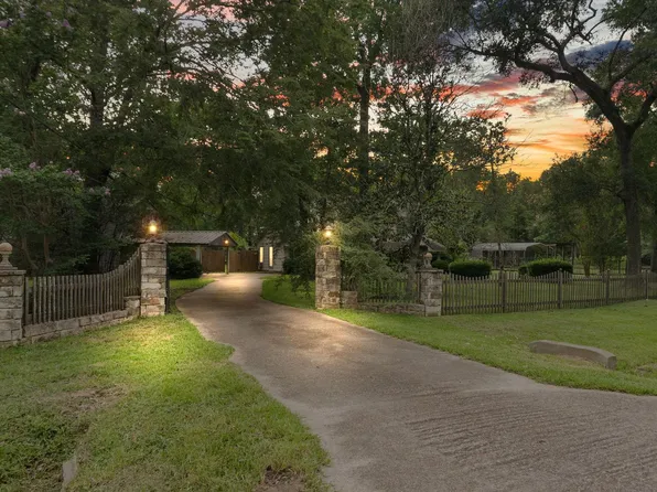 64 County Road 4321, Dayton, TX 77535