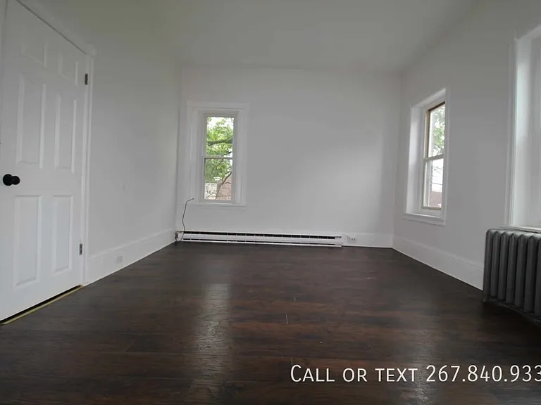 2119-2121 W 3rd St #2 — Photo 5