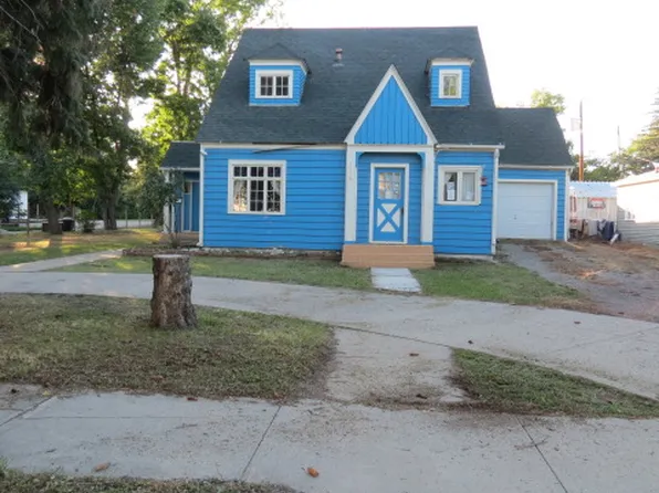 408 S Virginia St, Conrad, MT 59425