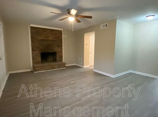 187 Shoemaker Ct, Athens, GA 30605