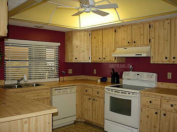 2nd image of 3002 Vivienda Blvd