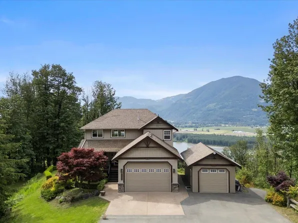 43251 Salmonberry Dr, Chilliwack, BC V2R 4A4