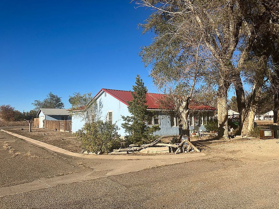 1st image of 302 Townsend Ave