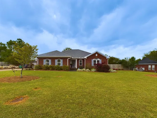 107 Shady Grove Trl, Troy, AL 36079
