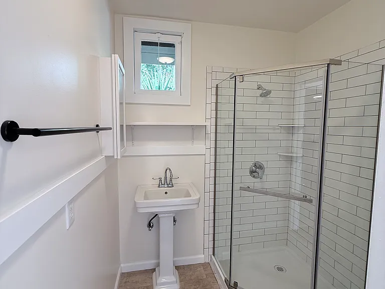 634 Molino Ave — Photo 6