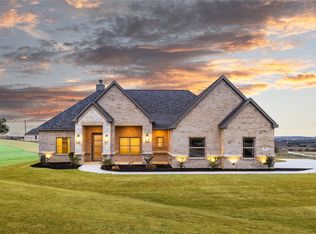 225 Oak Meadow Ln, Weatherford, TX 76085