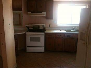 2nd image of 3617 E Hanna Ave