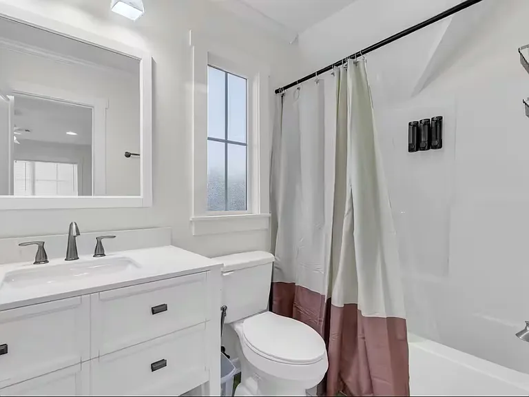 203 Worley St — Photo 26