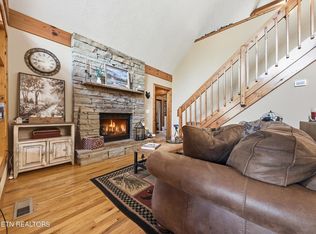 727 Sunrise Blvd, Sevierville, TN 37862
