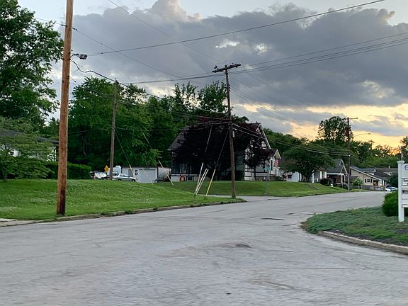 4th image of 706 Mascoutah Ave