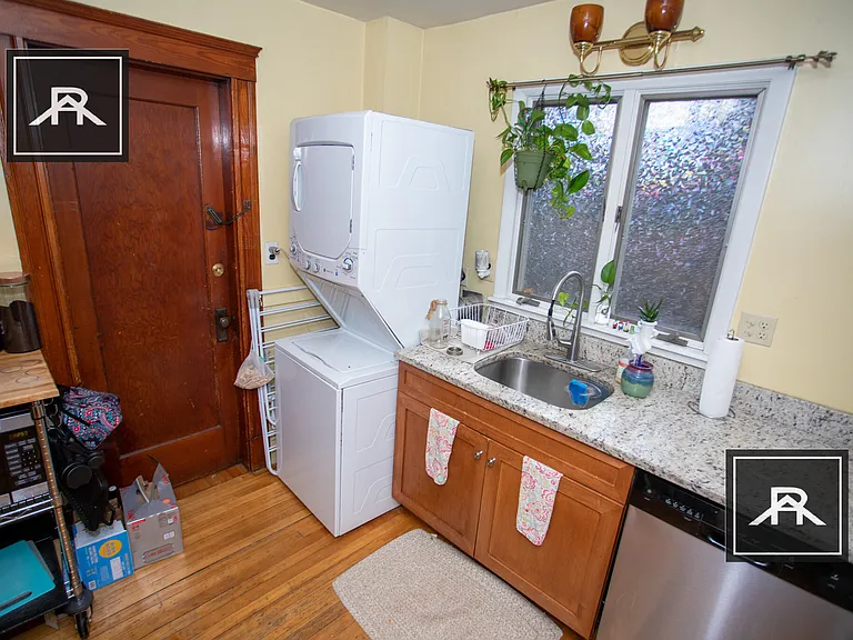 15 Stetson St #1 — Photo 11