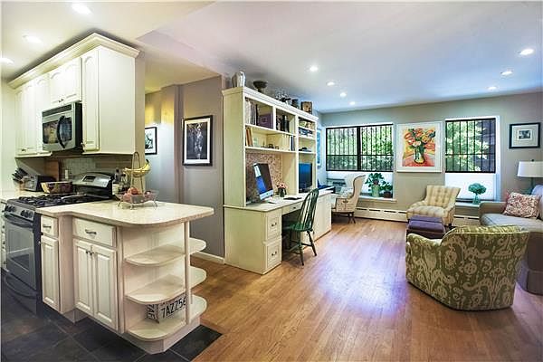 1st image of 4 W 109th St APT 1C