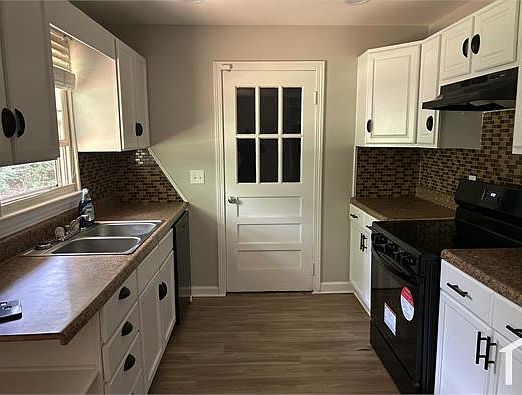 1st image of 1101 Devine Dr #1