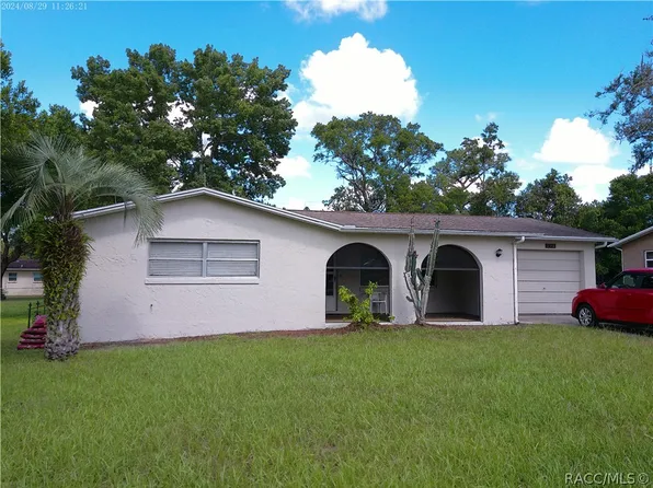210 S Barbour St, Beverly Hills, FL 34465