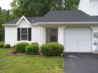 33 Atlantis Ter, Freehold, NJ 07728