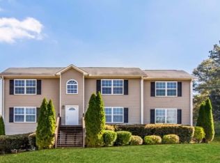 4631 Waters Rd, Woodstock, GA 30188