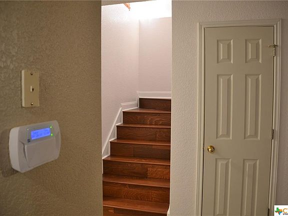 5th image of 4408 Ronald Dr