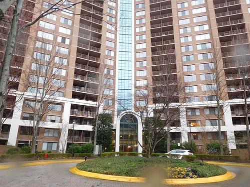 10101 Grosvenor Pl #L07 Photo 1