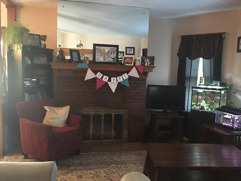 gas log fireplace