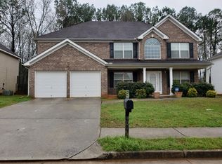 900 Brisley Cir, Hampton, GA 30228