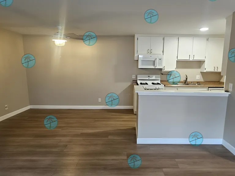 245 W Channel Islands Blvd — Photo 6
