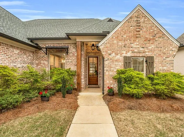 50 McLaurin Dr, Starkville, MS 39759