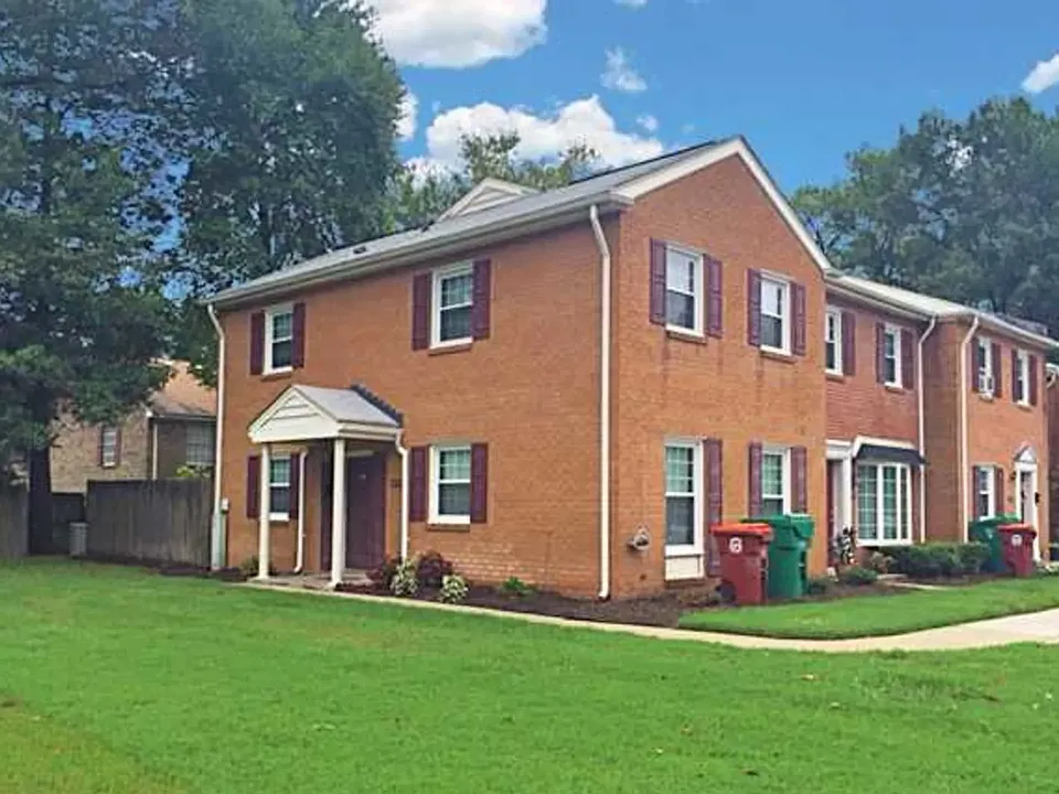 Lakeview Terrace Townhomes