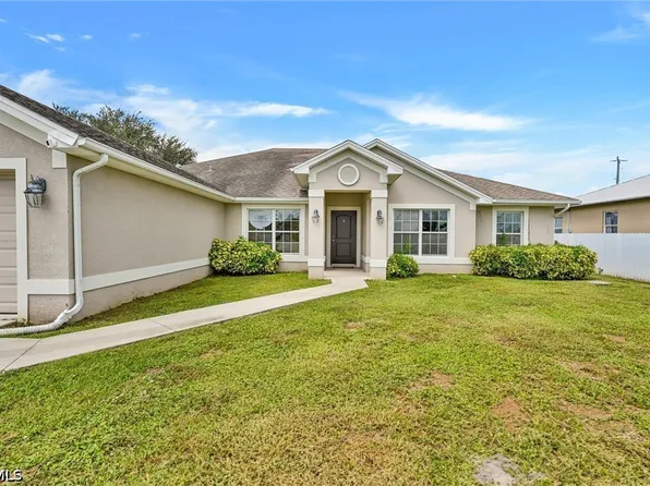 2216 NE 17th Ave, Cape Coral, FL 33909