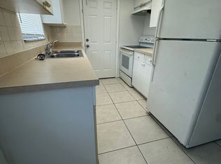 621 Sally Ln #6, Clearwater, FL 33756